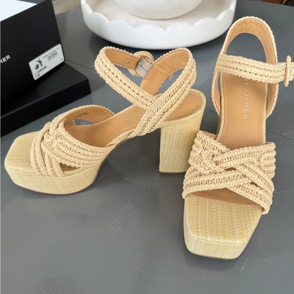 Marc Fisher Chesse rattan Cream Platform Shoes with Chunky Heel - Picture 8 of 9